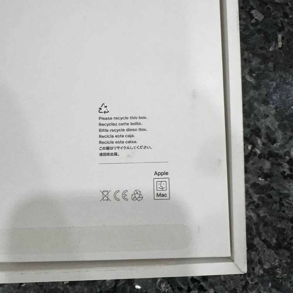 2025 Apple A3186 MacBook Pro 16-inch SPB 1TB M4 MAX CHIP 48GB EMPTY BOX ONLY